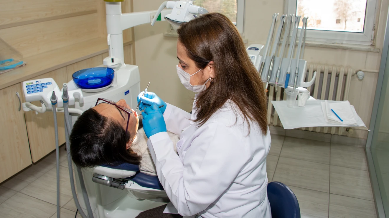 Diş Hekimliği Fakültesinde ilk muayeneler randevusuz yapılıyor